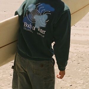 Unisex Merge Body of Water Crew Neck